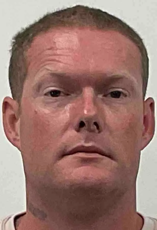 Registry photo of Dustin Wayne Cluver