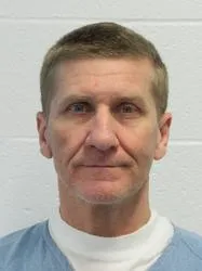 Registry photo of Kenneth George Arnold