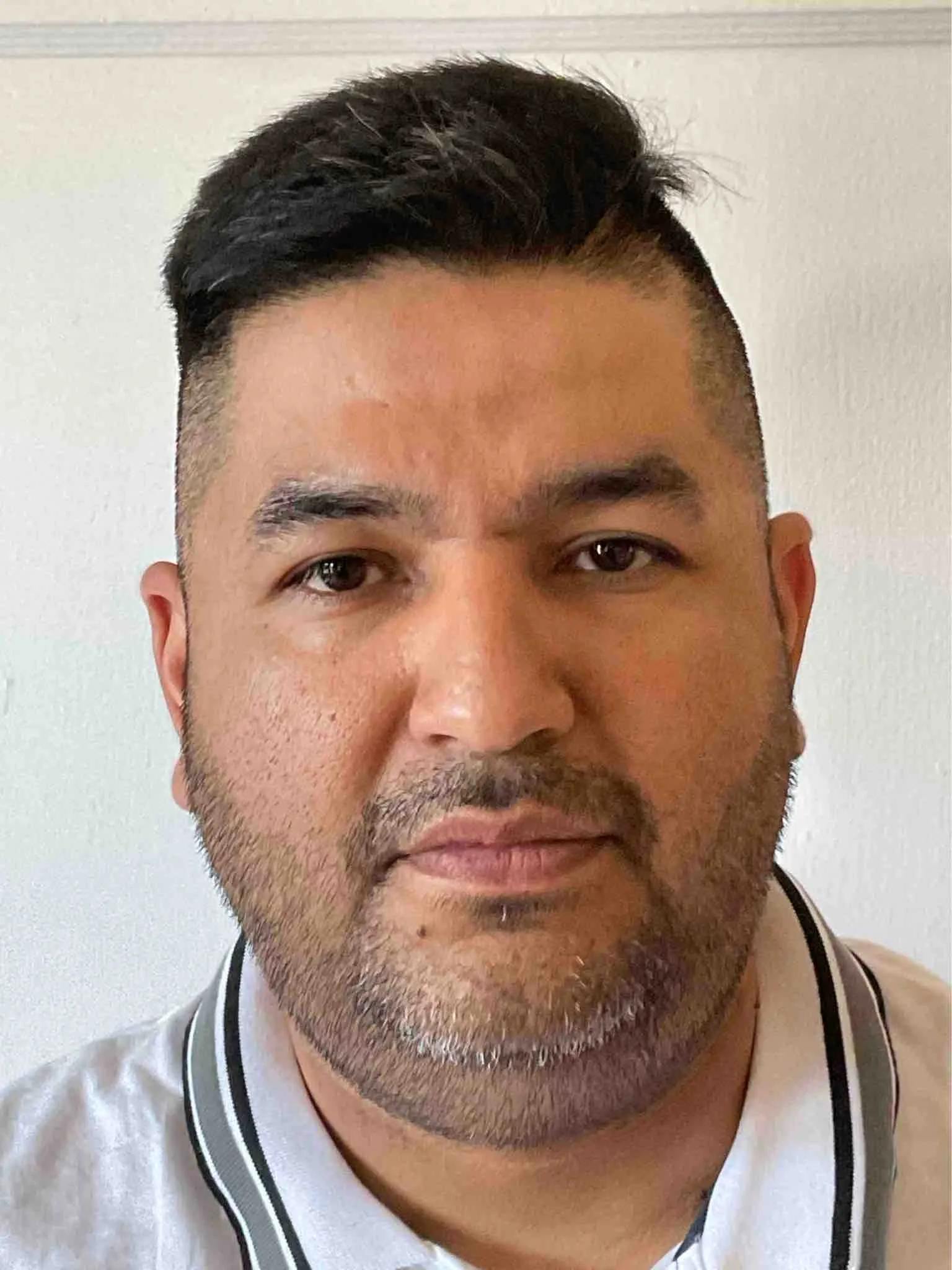 Registry photo of Luis Gonzalez Garcia