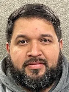 Registry photo of Fernando Farias-Oliveros