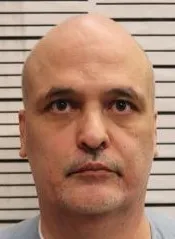 Registry photo of Robert Thomas Adams