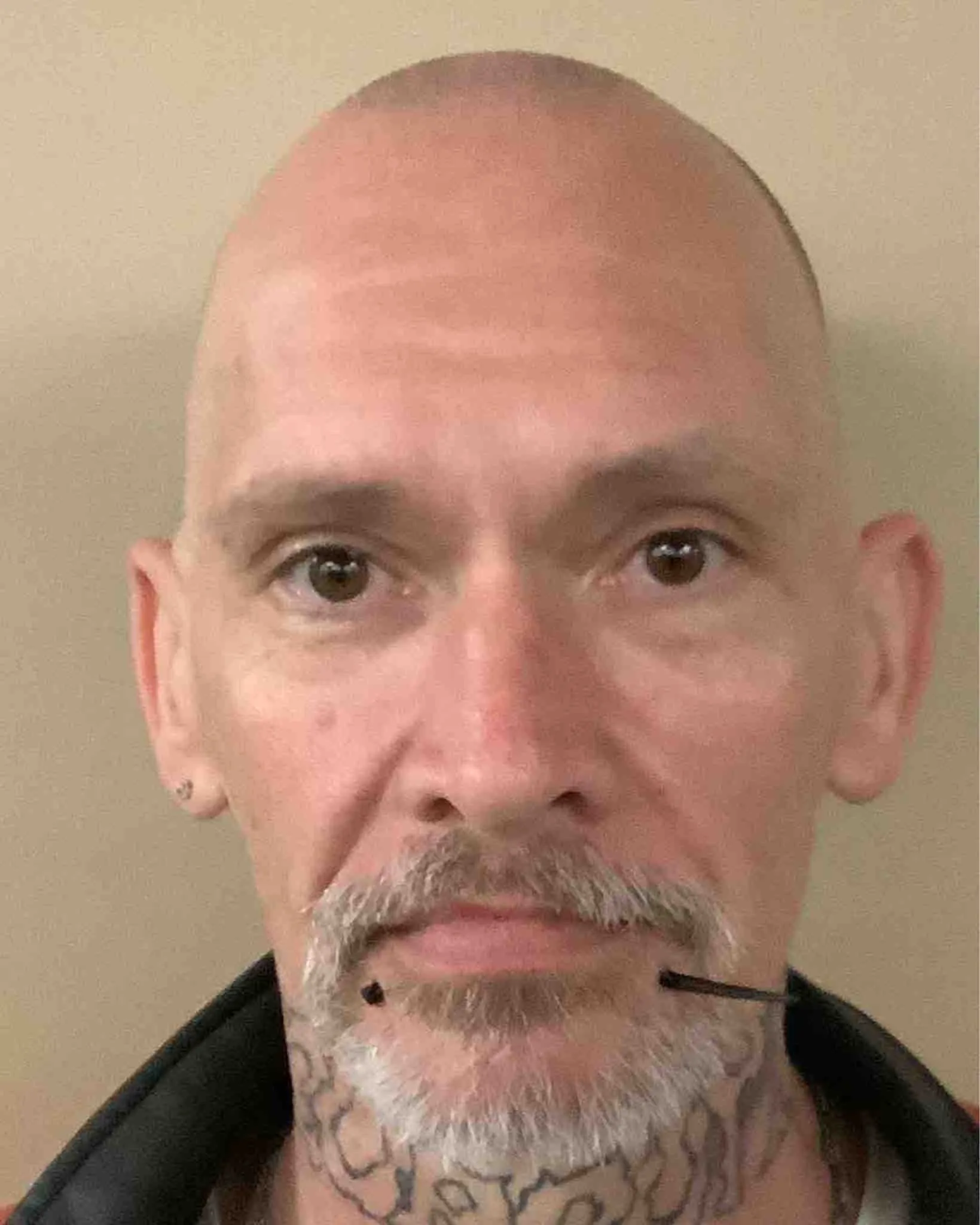 Registry photo of Sherman Henry Isbell