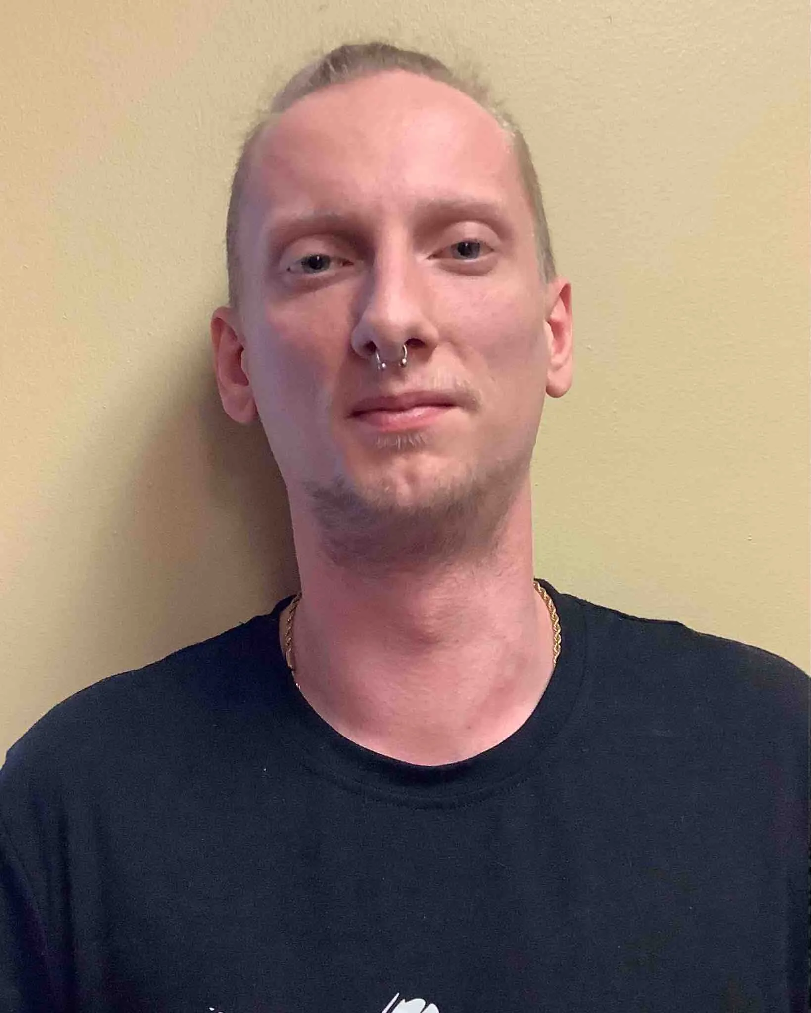 Registry photo of James Devin Neuhard