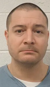 Registry photo of Garrett Michael Buchanan