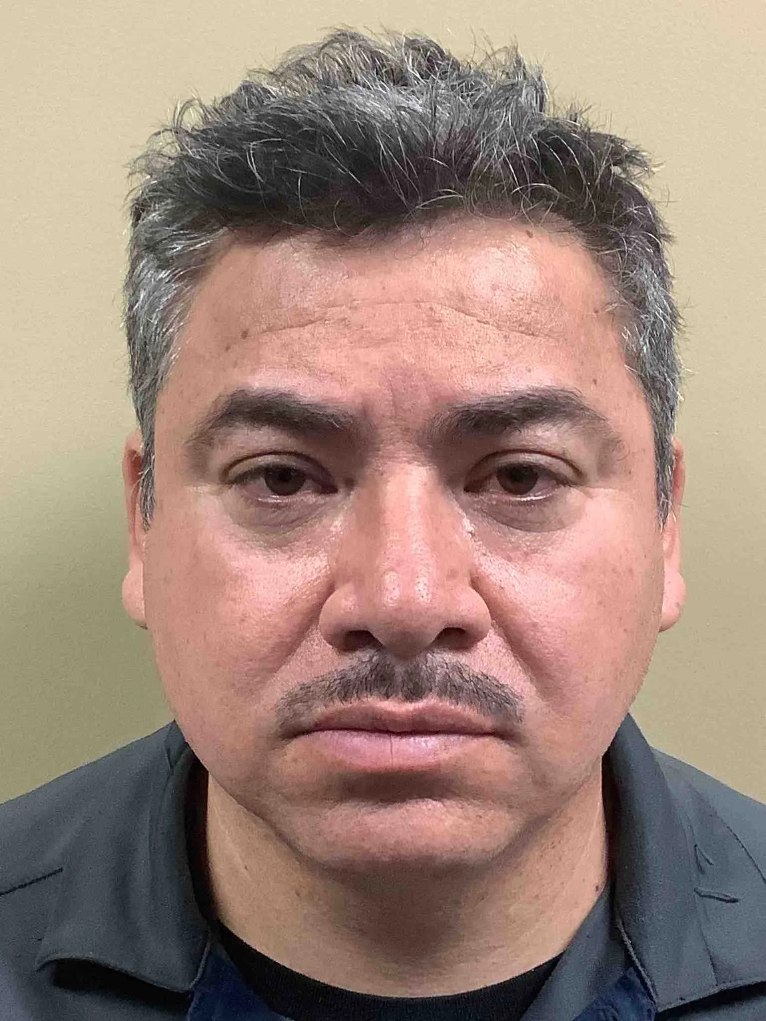 Registry photo of Luis Antonio Lopez