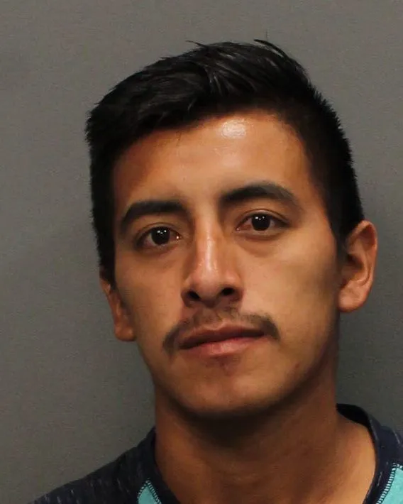 Registry photo of Marlon Samayoa