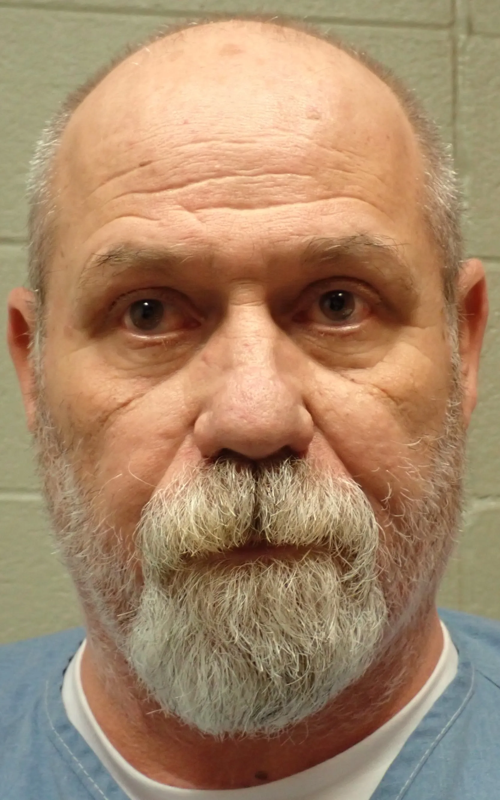 Registry photo of Robyn Lee Teague