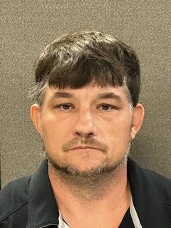 Registry photo of Dennis Lee Avery