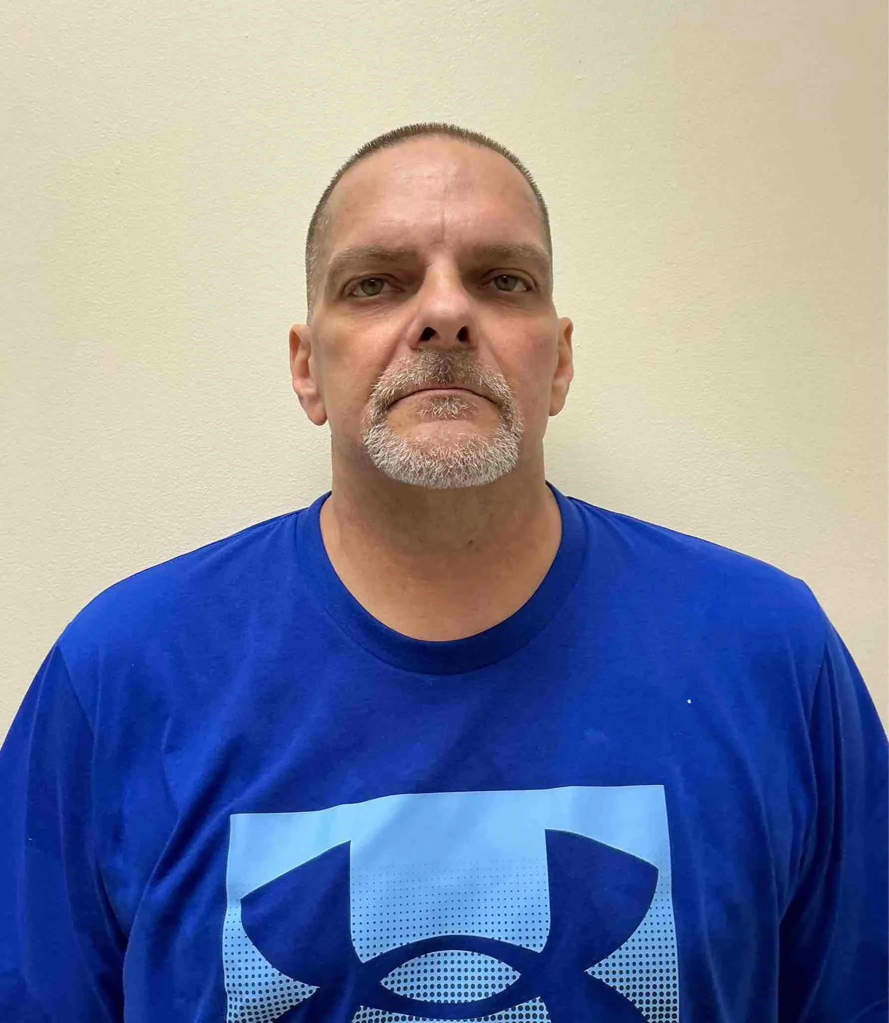 Registry photo of Lawrence Matthew Akers