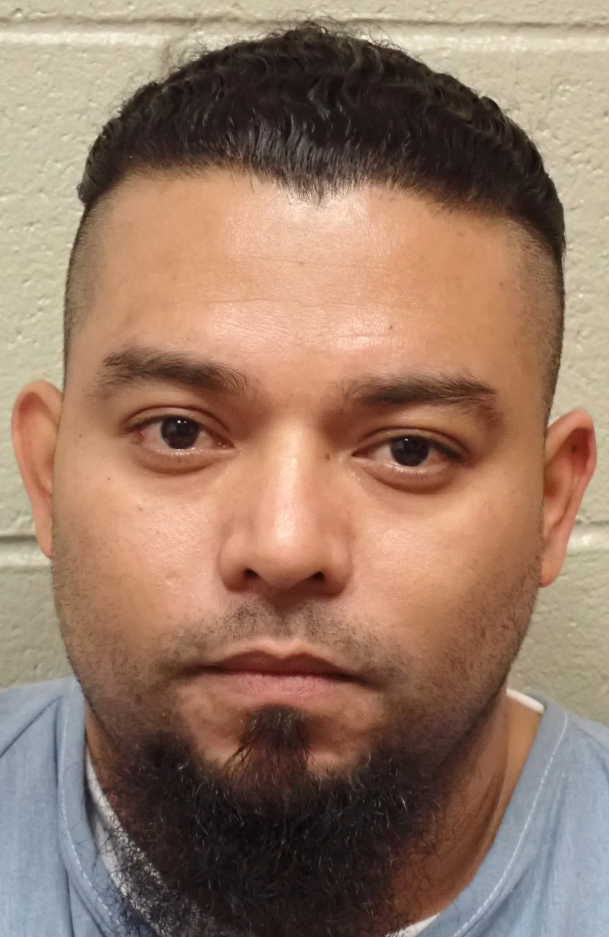 Registry photo of Selvin Arias