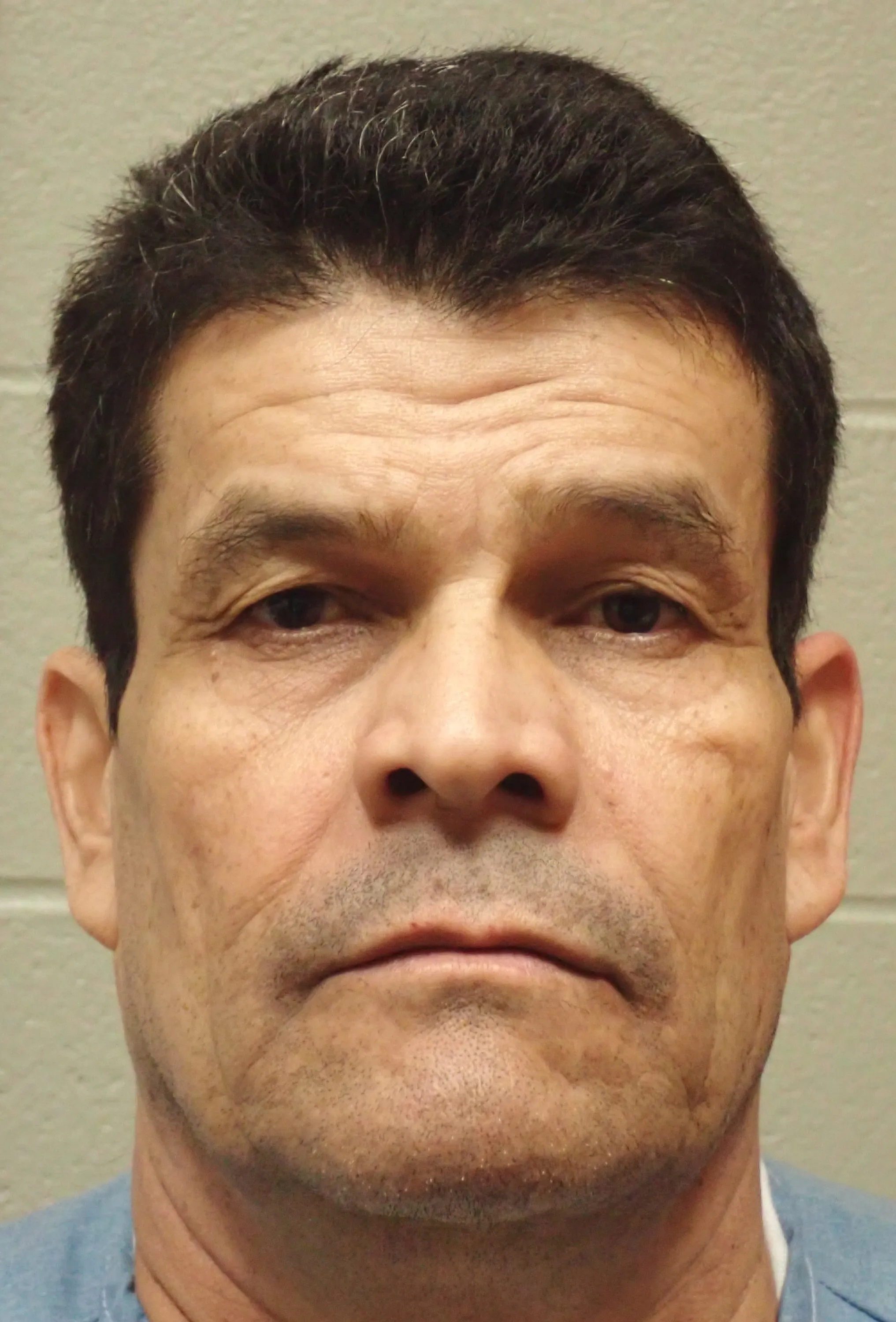 Registry photo of Saul Aguilera-Calderon