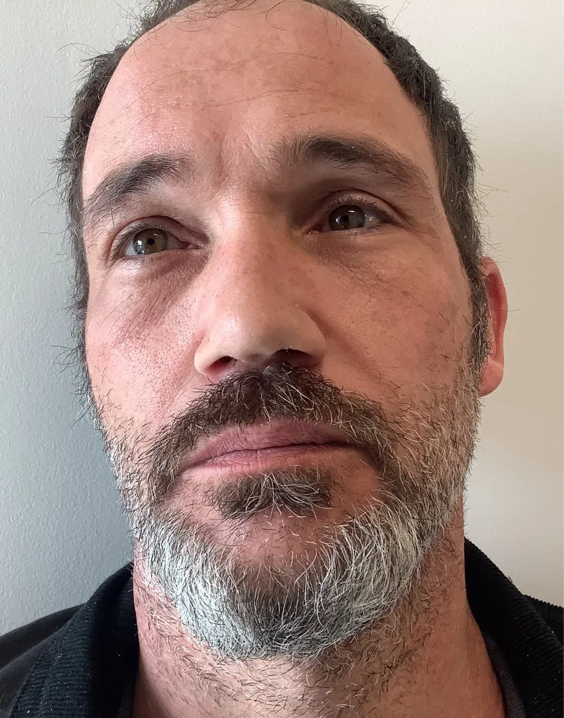 Registry photo of Carroll Donovan