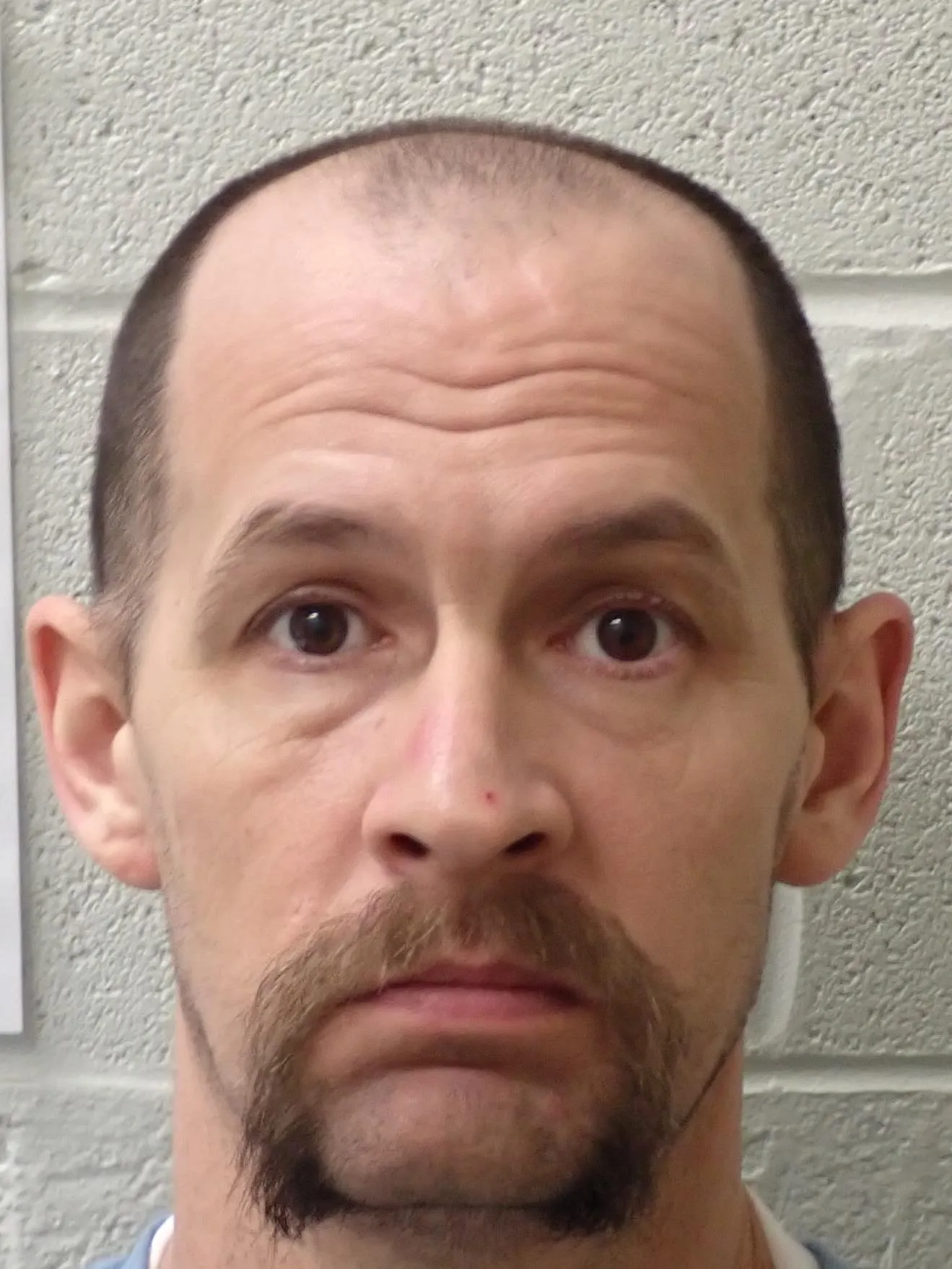 Registry photo of Dustin Michael Balch