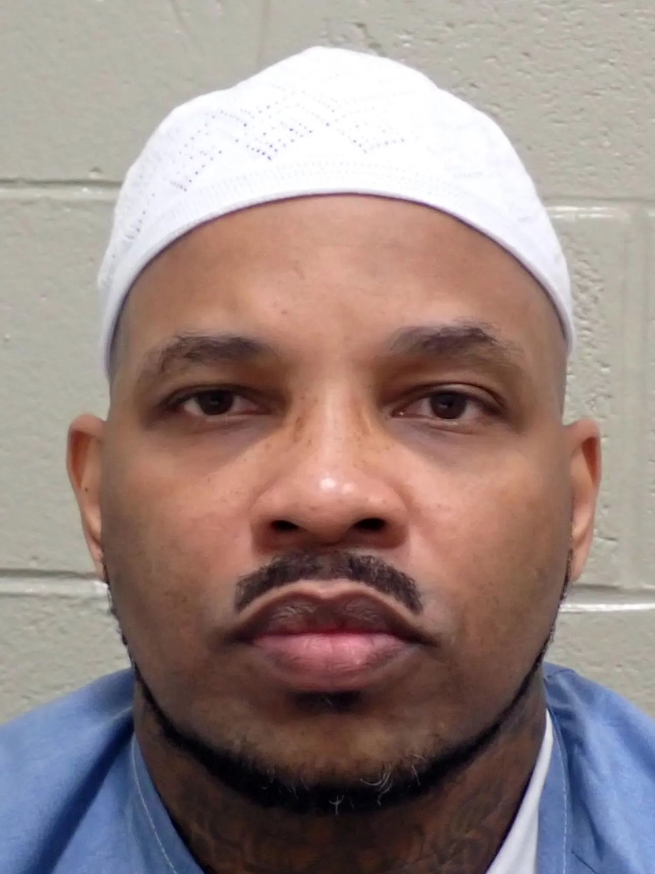 Registry photo of Ontario D Lowery