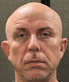 Registry photo of Frankie Darren Flynn