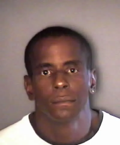 Registry photo of Lorne E Williams