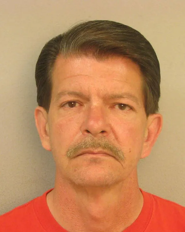 Registry photo of Larry Timothy Sword