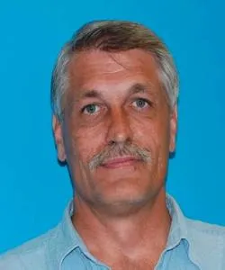 Registry photo of Douglas Raymond McClusky