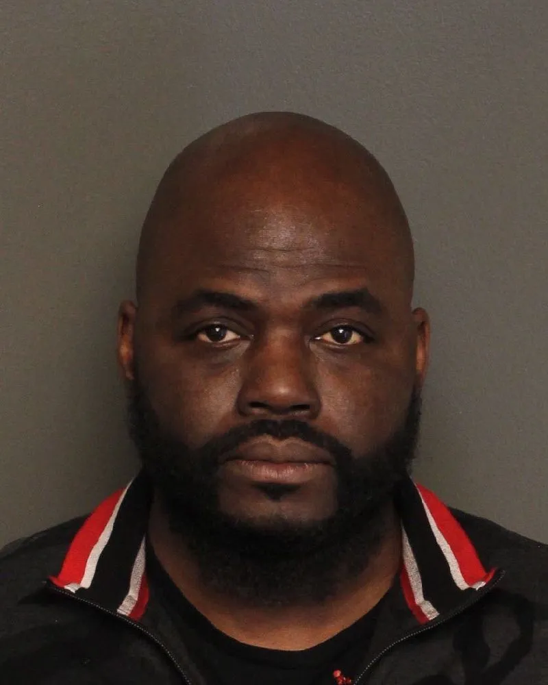 Registry photo of Brian Keith Hampton