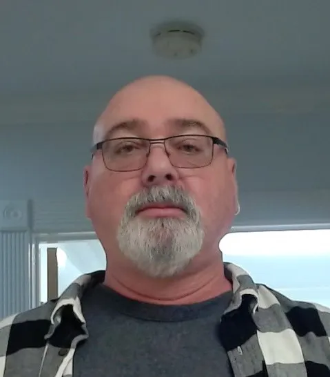 Registry photo of Bobby Del Boyer