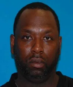 Registry photo of Tyrone Roberto Kelley