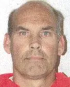 Registry photo of Frank Lyn Beverly