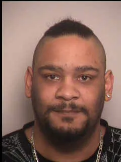 Registry photo of Hector Enrique Ithier