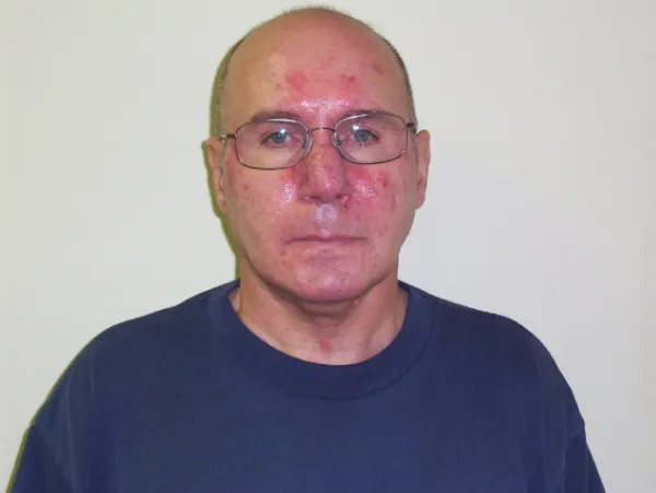 Registry photo of Lloyd Edward Gibson