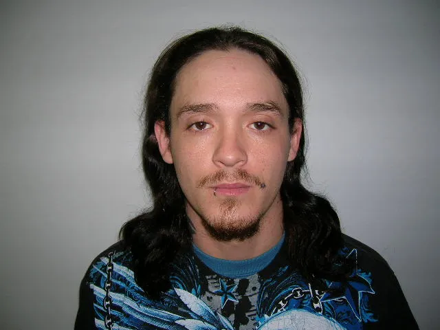 Registry photo of Gordon Ray Larson