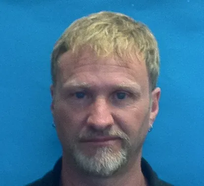 Registry photo of Elton Lesley Chubbuck