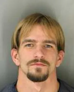 Registry photo of Nicholas Lee Clover