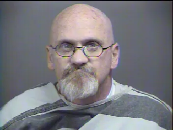 Registry photo of Roy Gene Grey