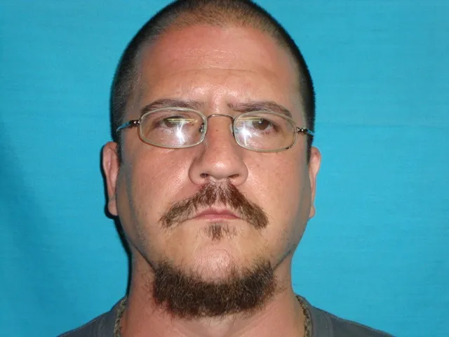 Registry photo of Paul Gregory Massaro