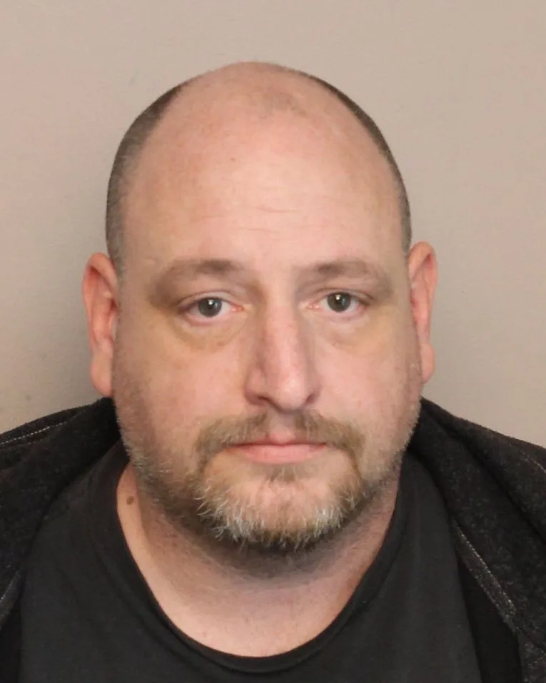 Registry photo of Roger Dale Riffle