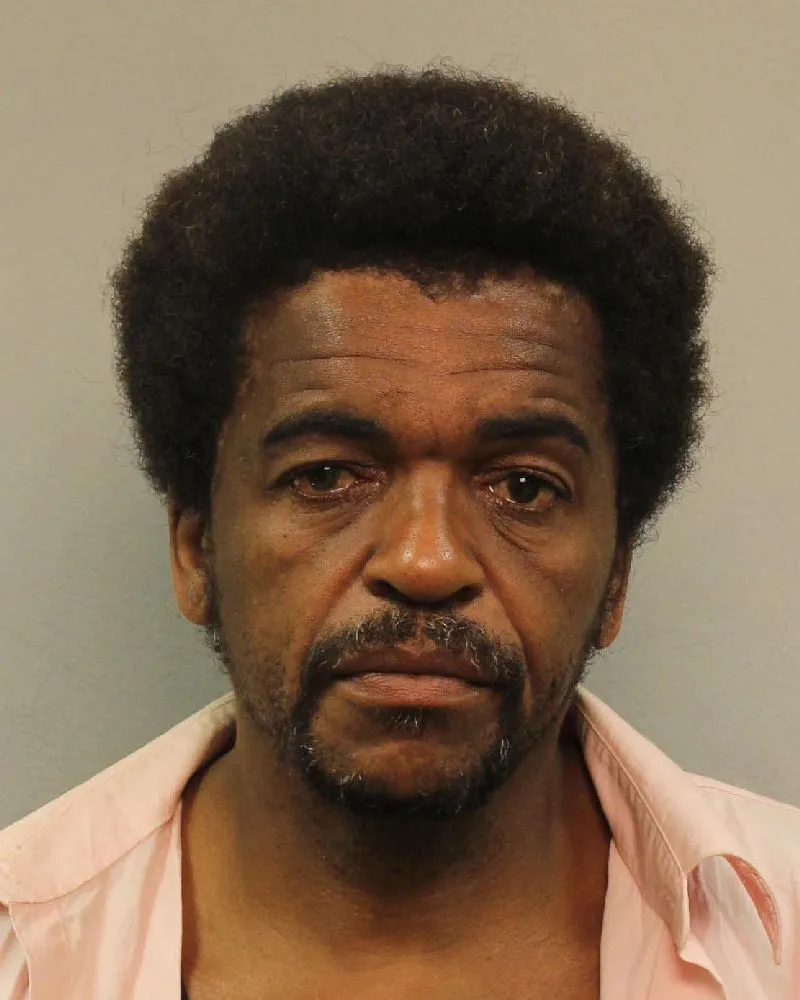 Registry photo of Lesslie Gordon Cannon