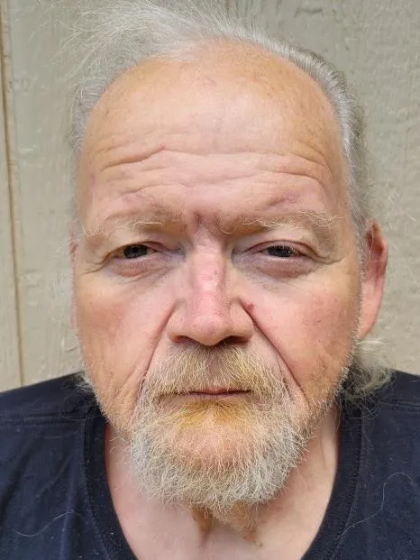 Registry photo of Joseph Edward Howe