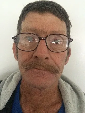 Registry photo of Karl Dee Larsen