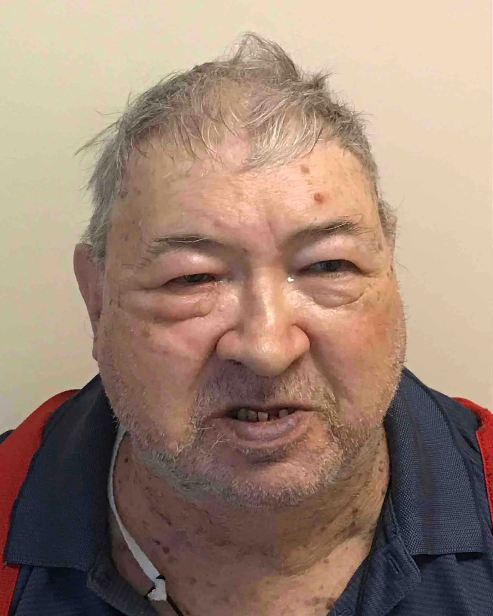 Registry photo of Earl Wayne Pennell