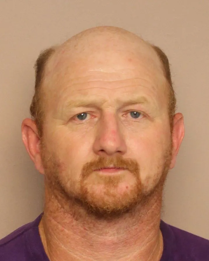 Registry photo of James E Bills