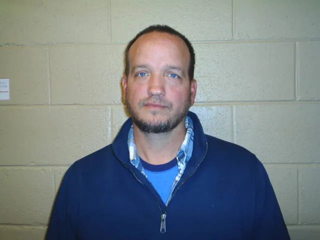 Registry photo of Kenneth Ora Hall