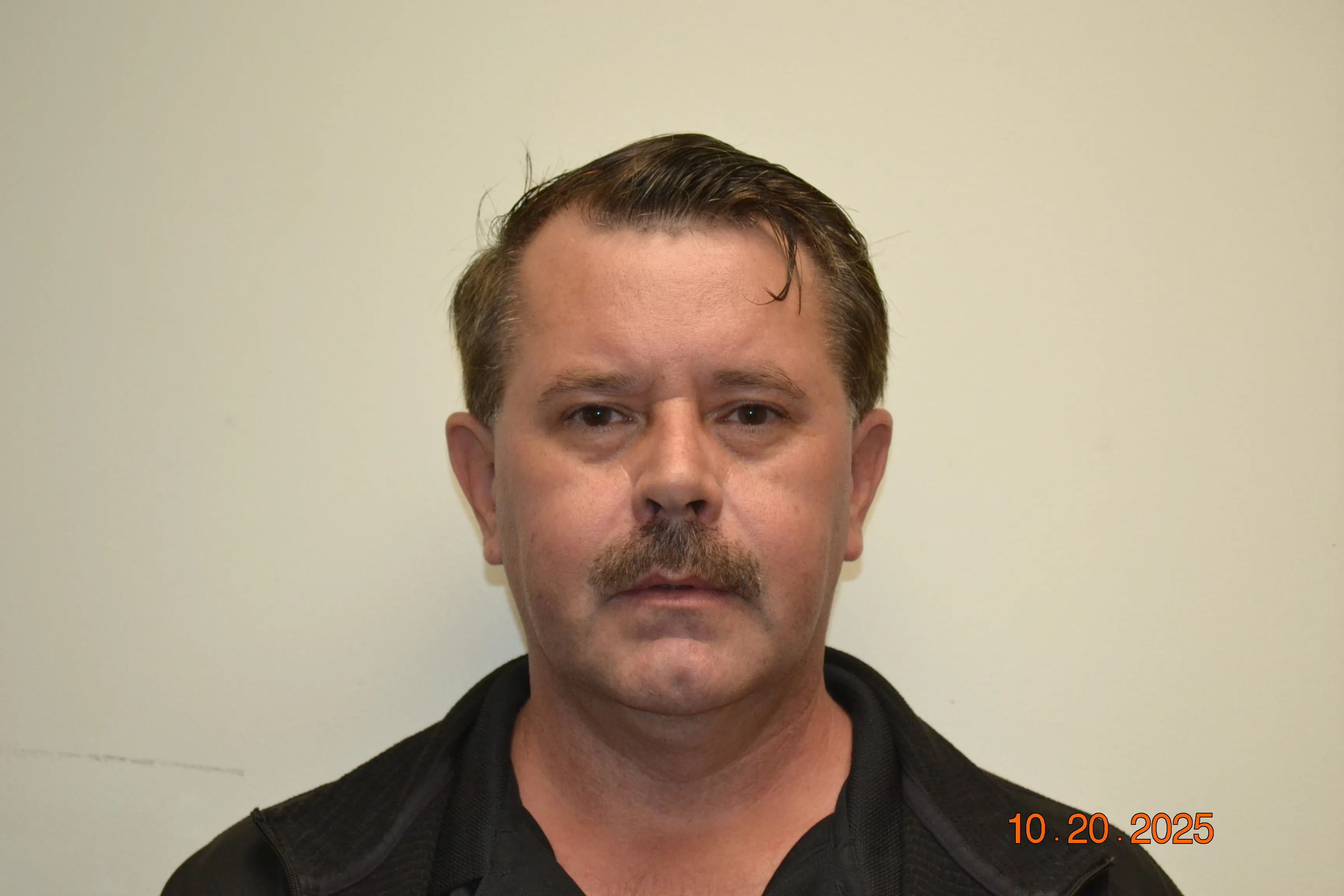 Registry photo of Dennis Mills