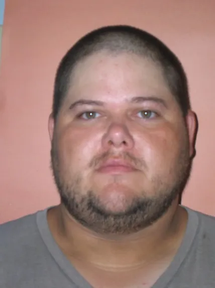 Registry photo of Johnny Leon Crowder