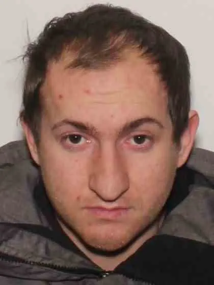 Registry photo of Jordan Michael Warren