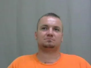 Registry photo of Tyler Allen Labarba