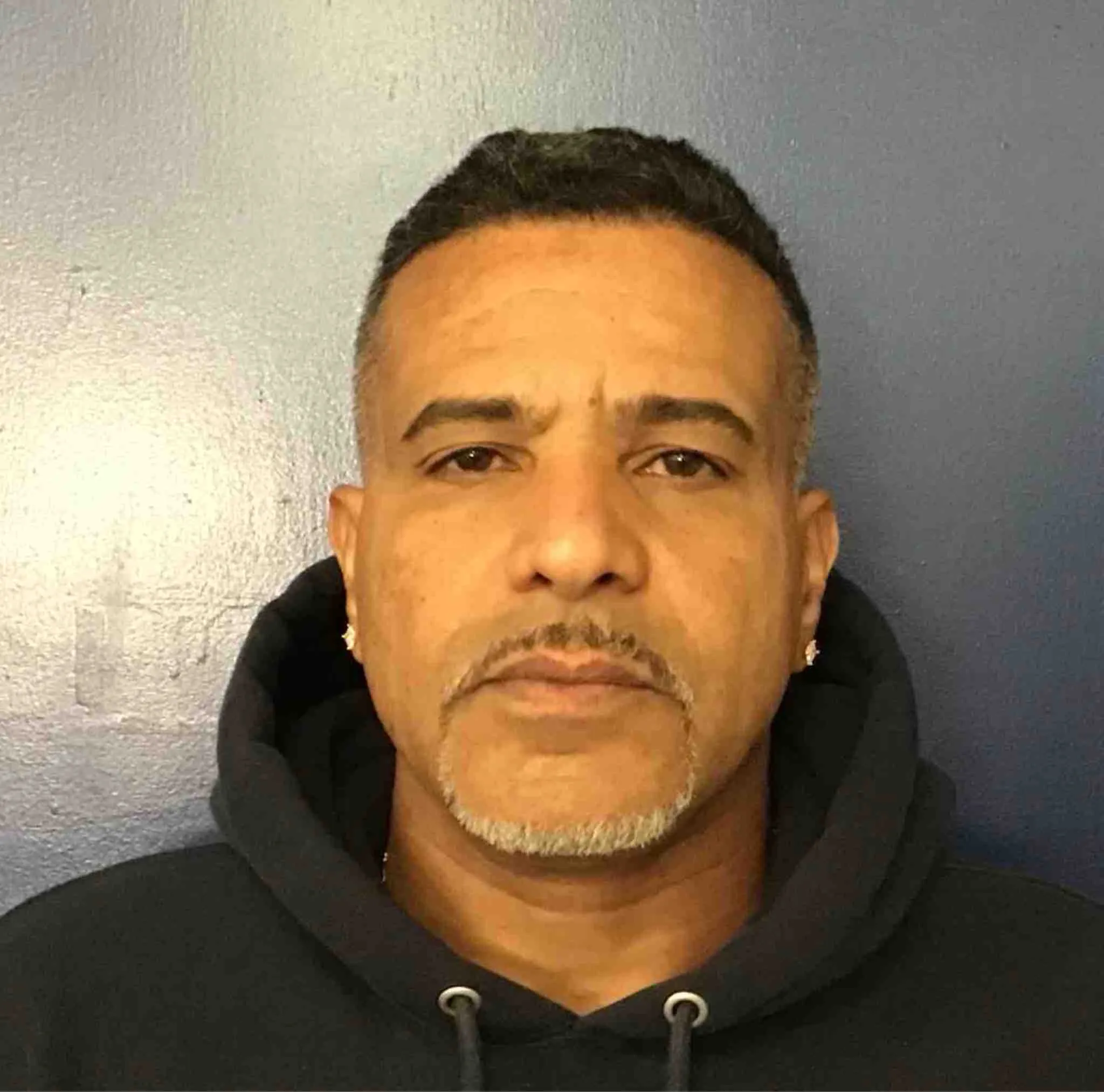 Registry photo of Efrain Santiago