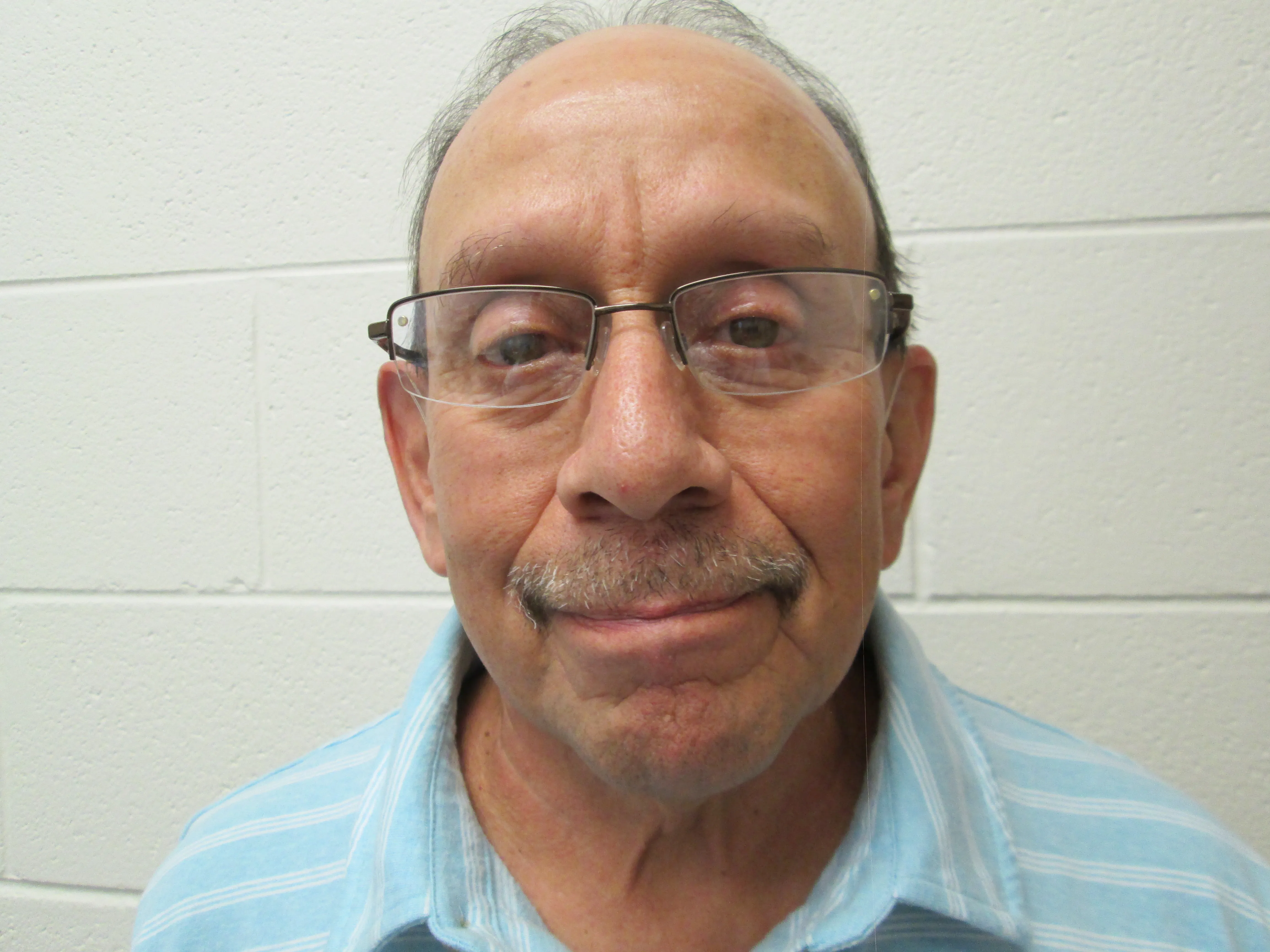 Registry photo of Samuel Sandoval