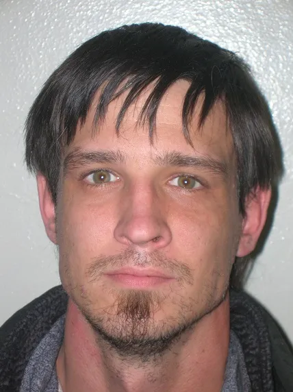 Registry photo of Robert Thomas Moore