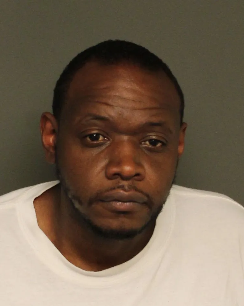 Registry photo of Gary Wayne Whitfield