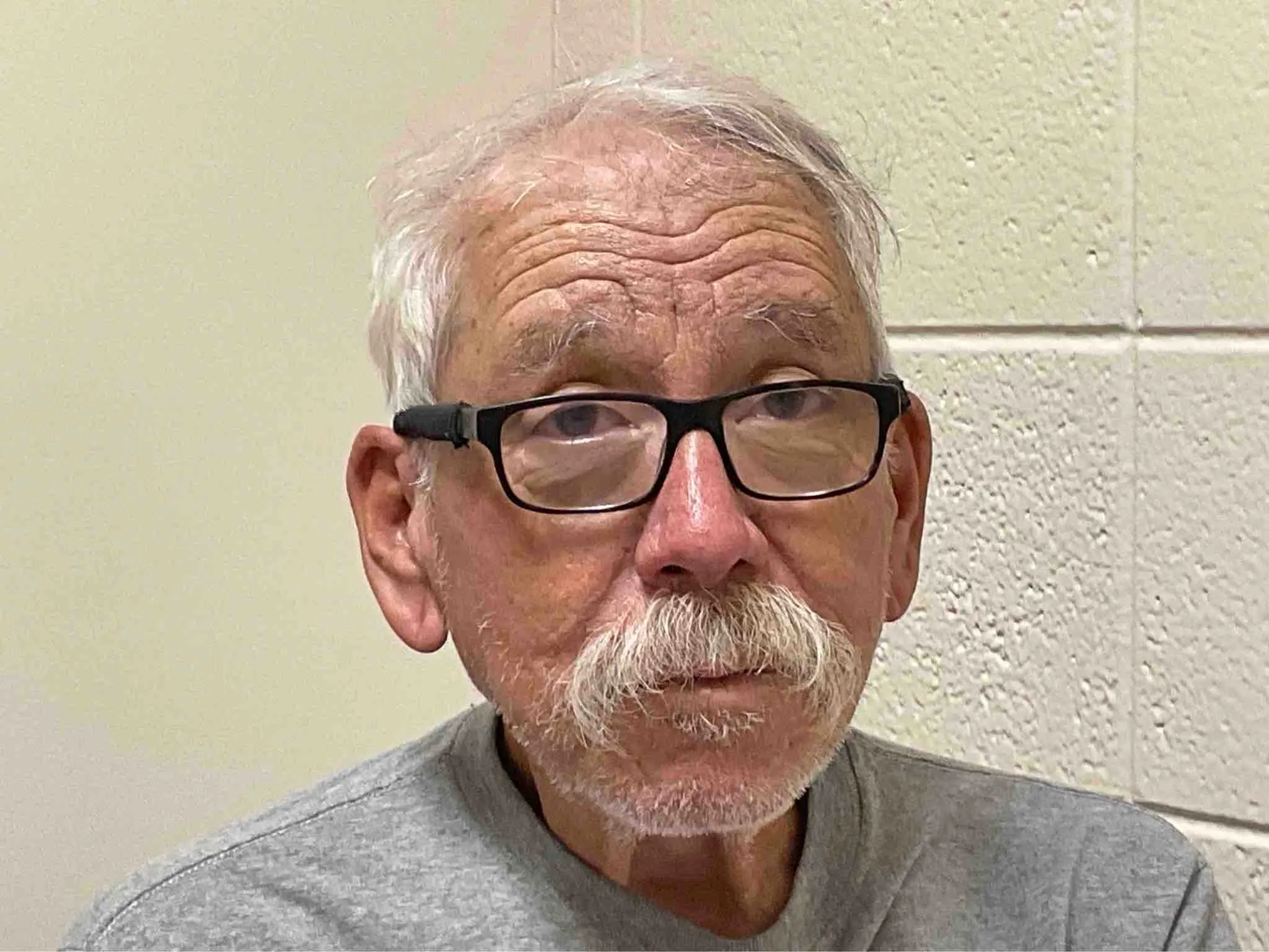 Registry photo of Arturo Cortez Solorio