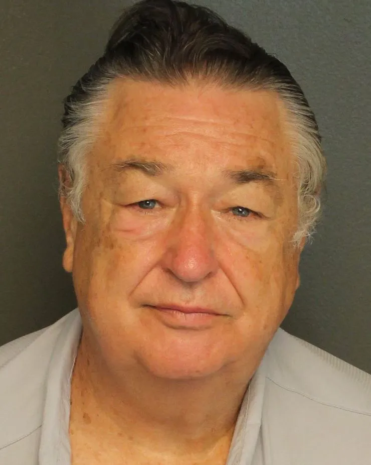 Registry photo of Edward Ralph Hunter